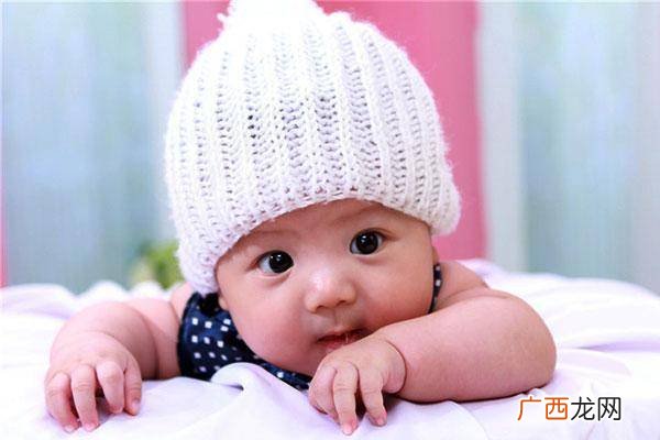 女宝宝取名要避开哪些字 如何根据生辰八字取名