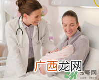 夏天坐月子可以天天洗澡吗?夏季坐月子能洗澡吗?