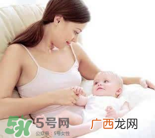 生孩子后为什么迟迟不来例假？生完孩子后多久来大姨妈？