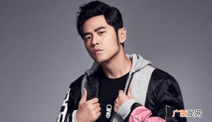 单亲家庭女明星有哪些，哪些男明星是单亲家庭