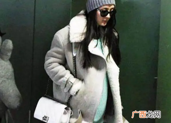 杨幂怀小糯米孕照，杨幂的女儿小糯米现在多大了