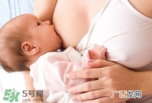 要上班了宝宝吃母乳怎么办?要上班了宝宝不吃奶瓶怎么办?