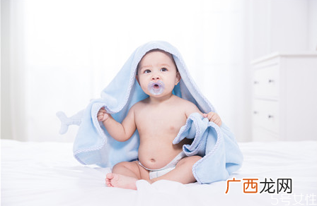 宝宝鞋子如何选购 儿童鞋子偏大的危害