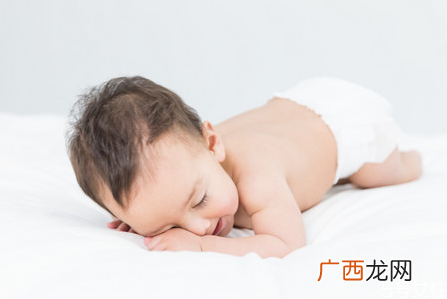 冬天给宝宝洗澡的水温 冬天给宝宝洗澡用什么取暖好