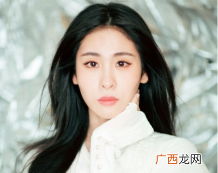 东北女孩和张碧晨外貌相似度80%，张碧晨面相分析