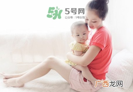 破腹产疤痕可以纹身吗？破腹产后多久可以做疤痕纹身？
