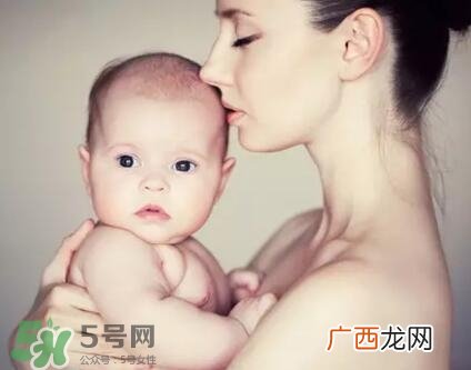 母乳到什么时候就没营养了?母乳什么时候断最好?