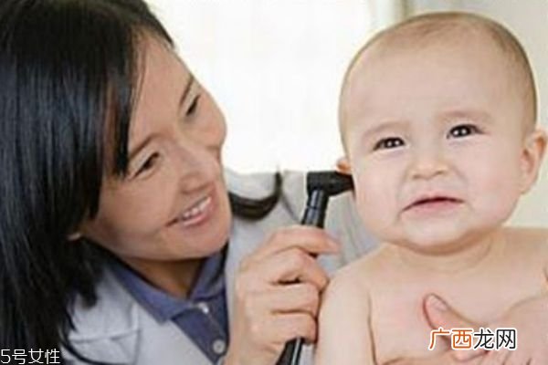 宝宝头发稀少发黄是什么原因 可能是缺锌