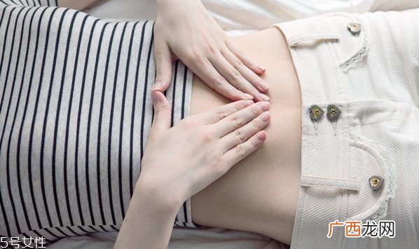 生完孩子肚子还是很大怎么办 9个自然瘦小腹方法