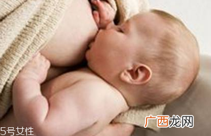 怎么样才能有效追奶？坚持亲喂是关键