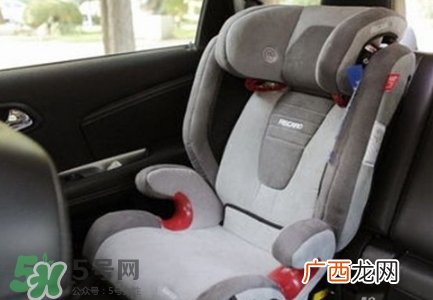 儿童安全座椅怎么选？安全座椅哪种接口好？