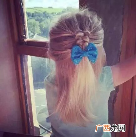 不要再为女儿扎羊角辫了 女孩好看的发型怎么扎？