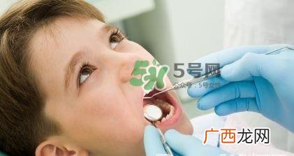 怎么防止宝宝长蛀牙？别让孩子吃大人的口水