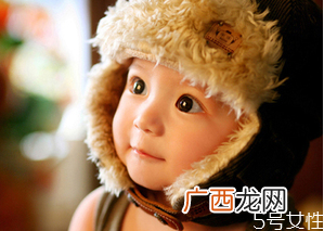 孩子接触方言的利与弊 语言杂乱的家庭如何教宝宝说话