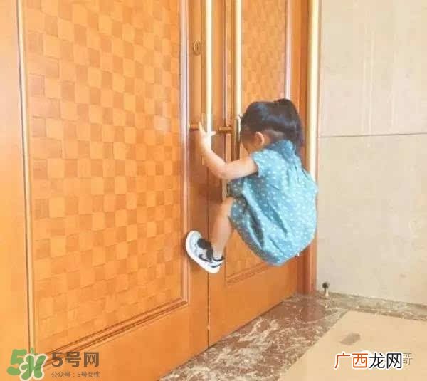 小花妹妹正面照 小花妹妹近照