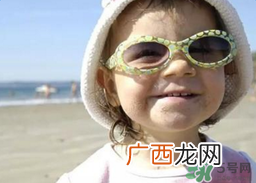 夏日海边宝宝游泳怎么防晒？海边亲子游泳防晒注意事项