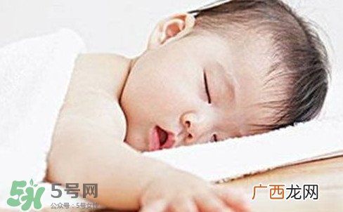 孩子睡觉为什么打呼噜？孩子睡觉打呼噜是什么原因