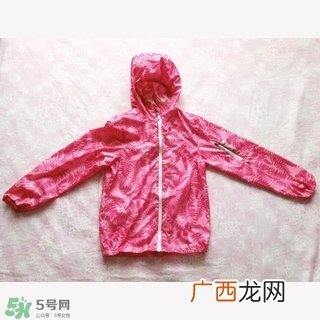 带孩子去海边玩怎么防晒 儿童去海边玩哪款防晒好
