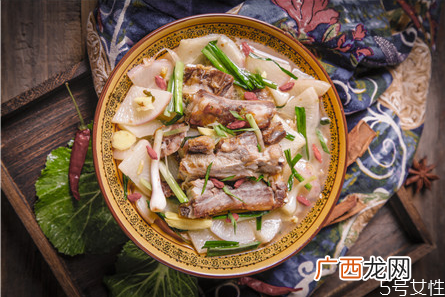 十个月宝宝秋季腹泻吃什么 十个月宝宝拉肚子怎么办