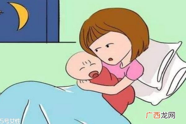 产后妈妈们如何调整心态 新手妈妈换纸尿裤的教程
