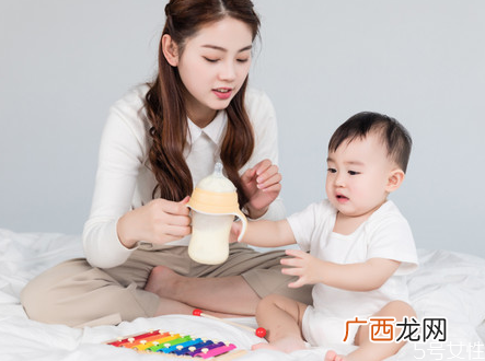 十个月宝宝可以吃米饭吗 十个月宝宝吃什么辅食好