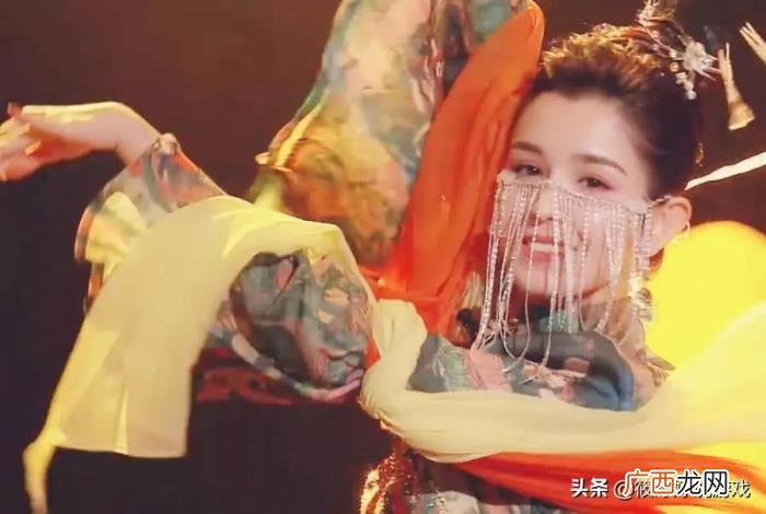 哈尼克孜双龙事件视频，黄晓明与哈尼克孜不雅视频曝光