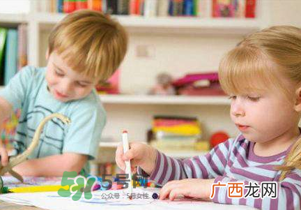 孩子在幼儿园被老师打该怎么办？孩子幼儿园被打处理办法