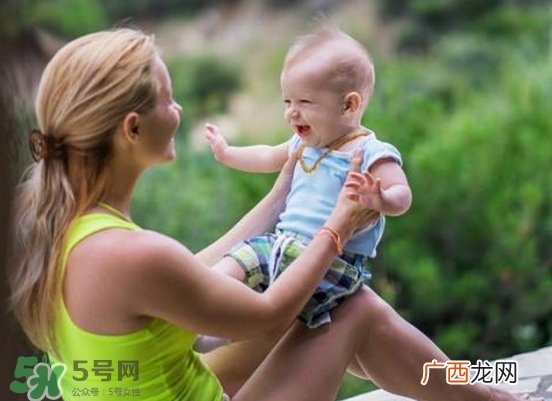 宝宝说话晚的原因 宝宝说话晚是不是不聪明？