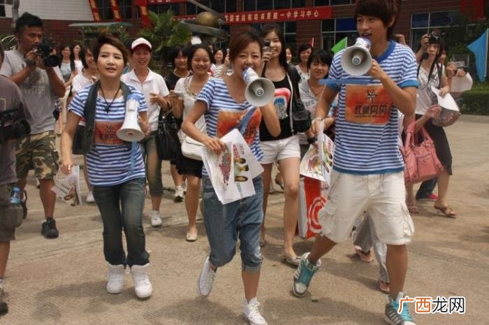 安又琪是哪一届的超女，还记得第一届超女冠军安又琪吗