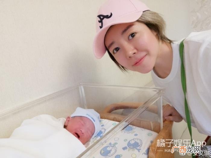 安又琪是哪一届的超女，还记得第一届超女冠军安又琪吗