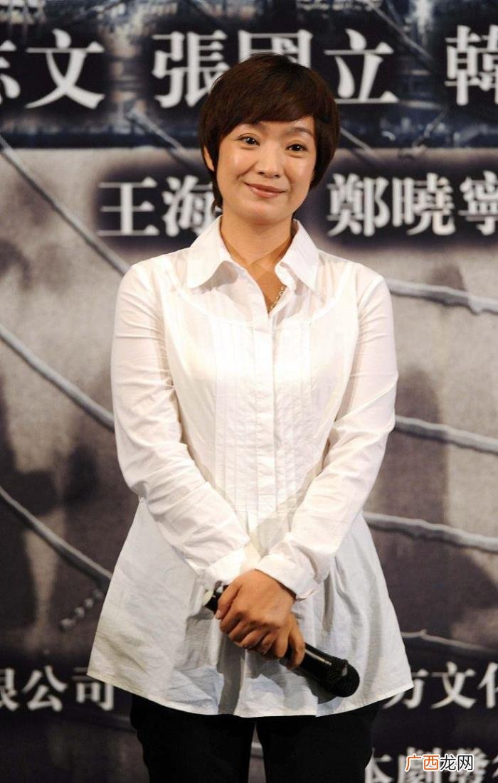 张嘉译的妻子看着就有气质 张嘉译的妻子是谁呀