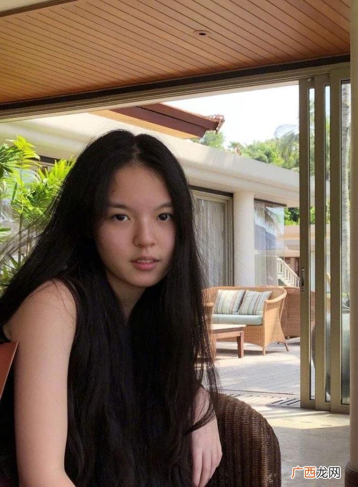 李咏的女儿法图麦·李 李咏女儿
