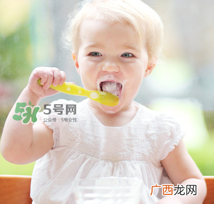 儿童多大可以吃盐？儿童吃盐的注意事项