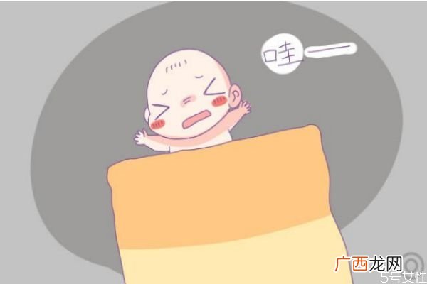 宝宝反复吐奶怎么回事 宝宝总是吐奶怎么办