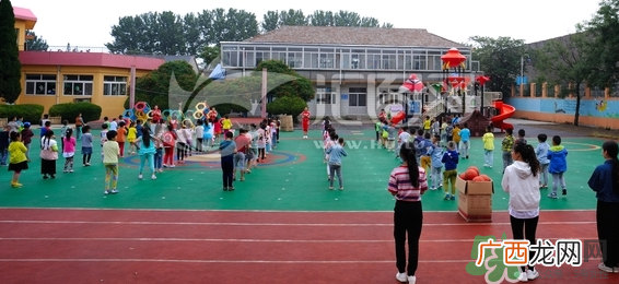 宝宝不去幼儿园怎么办？宝宝不去幼儿园哭闹怎么劝导？
