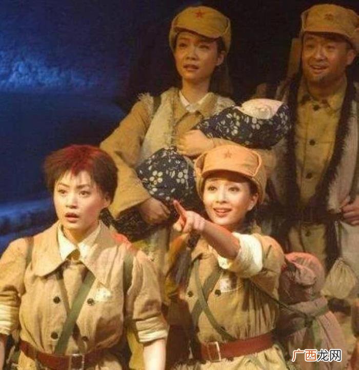 殷桃的嘴为什么一直是破的 殷桃的嘴