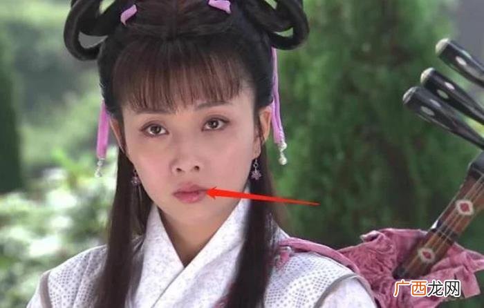 殷桃的嘴为什么一直是破的 殷桃的嘴