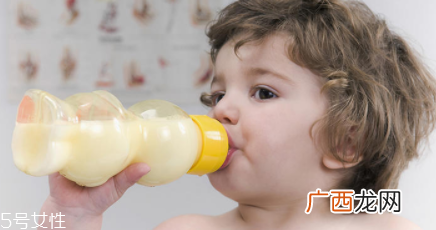 1到3岁奶与辅食哪个重要 1到3岁怎么补充营养