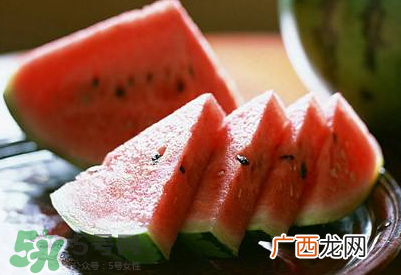 隔夜西瓜能吃吗?吃隔夜西瓜有什么危害?