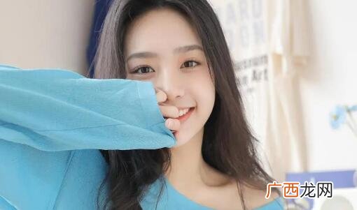什么是暧昧玩笑？女生跟你开这种玩笑是喜欢你