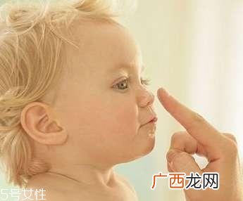 新生儿鼻塞可以喝姜水吗 一般不建议