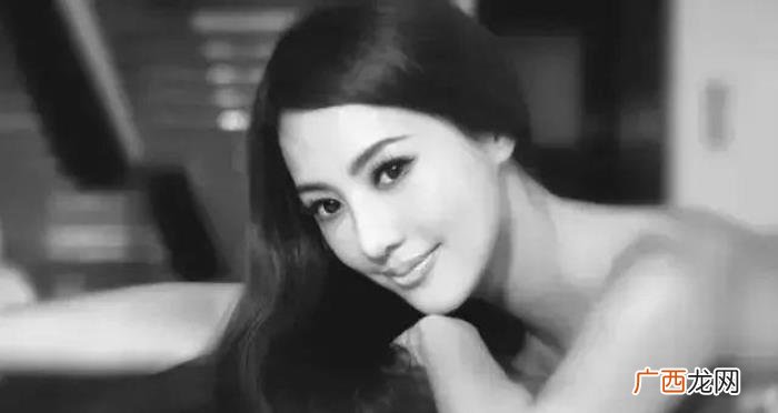 力挺李靓蕾的第一名媛关颖 台湾名媛关颖