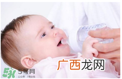 儿童不爱喝水的坏处 夏天宝宝不爱喝水怎么办？