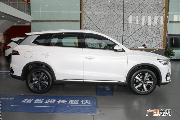 2022款油混SUV 比亚迪宋油电混合2022款SUV