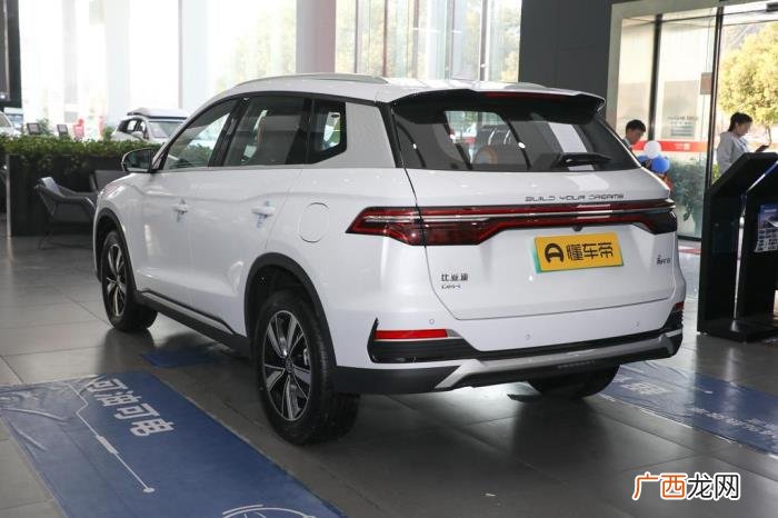 2022款油混SUV 比亚迪宋油电混合2022款SUV