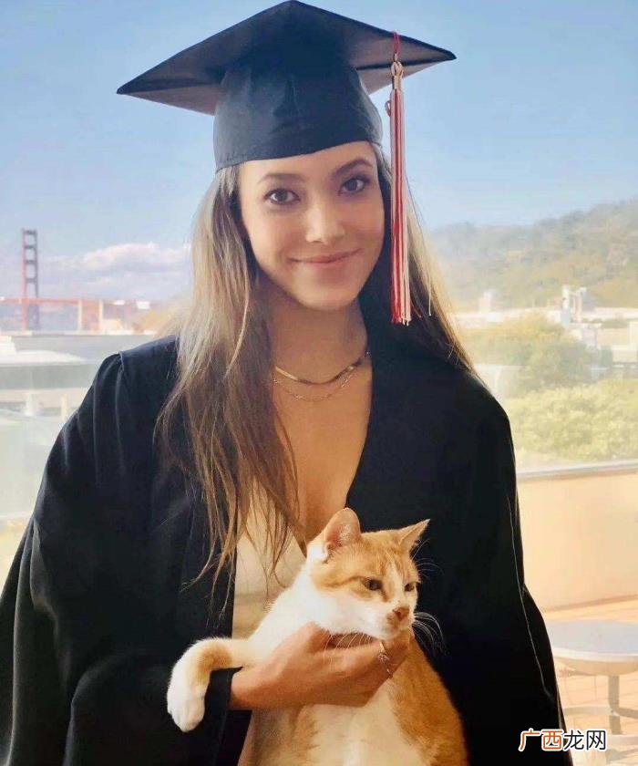 谷爱凌的妈妈谷燕 谷爱凌的父母