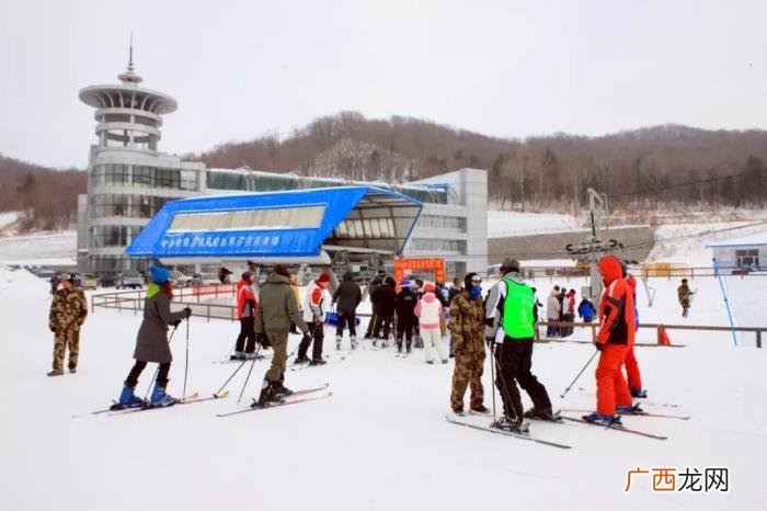 哈尔滨周边滑雪场概览 哈尔滨室内滑雪场