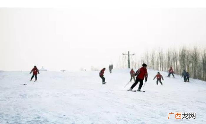 哈尔滨周边滑雪场概览 哈尔滨室内滑雪场