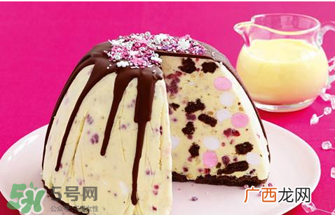 哺乳期吃甜食对宝宝有影响吗？哺乳期吃甜食母乳会变甜吗？