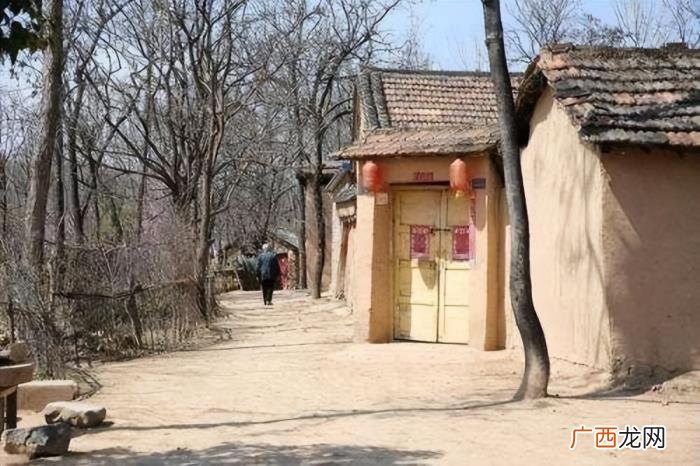 代代有人穷什么意思 lz什么意思